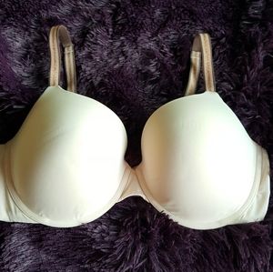 Victoria Secret Bra 38D